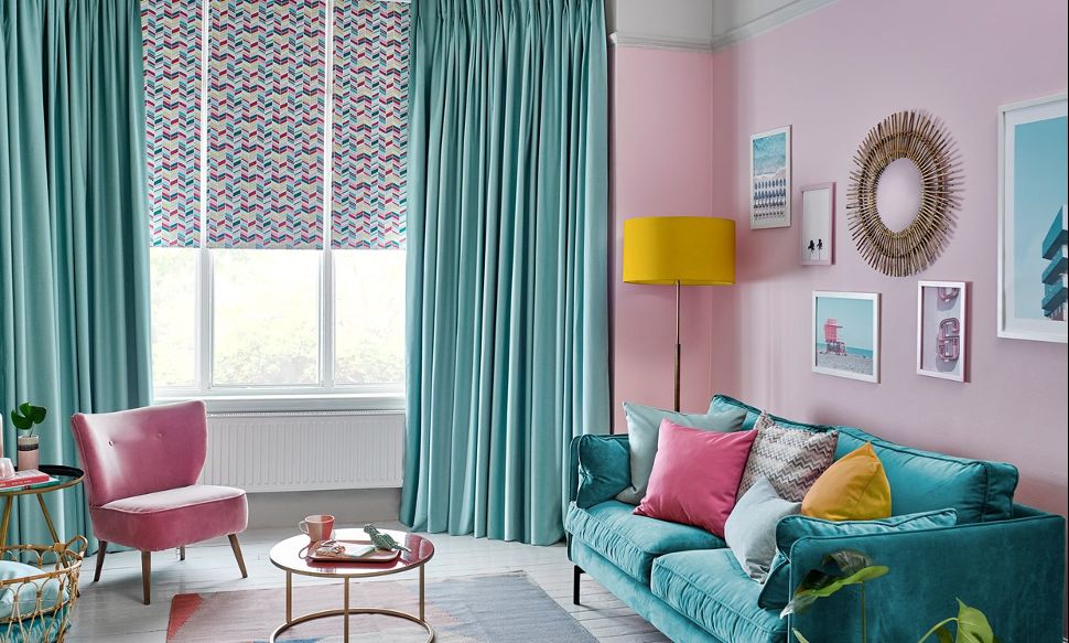 How to combine curtain colors to enlarge the house