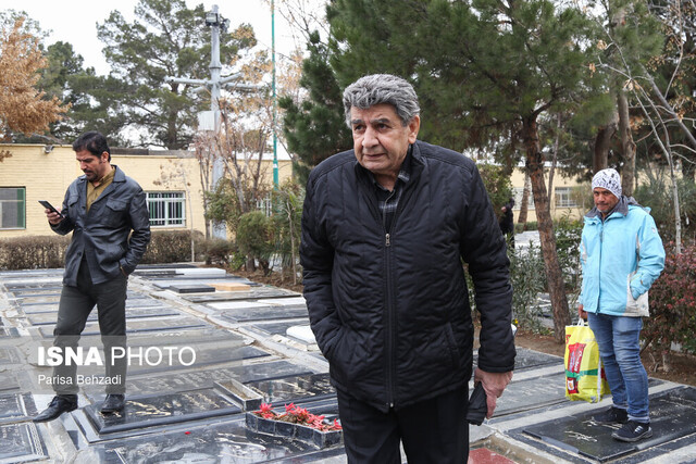 وضعیت جسمی منوچهر والی زاده در بیمارستان